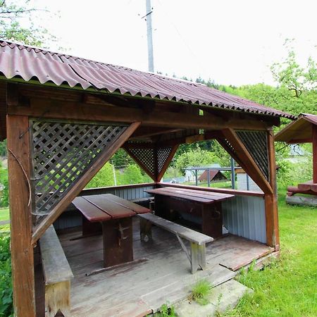 Cottage "Karpatske Shale" Jaremče Exteriér fotografie