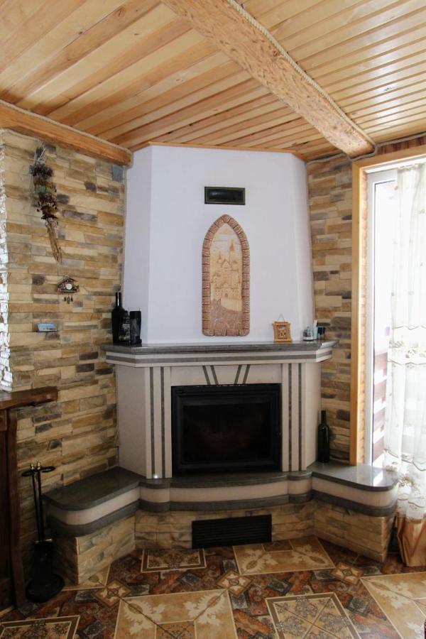 Cottage "Karpatske Shale" Jaremče Exteriér fotografie